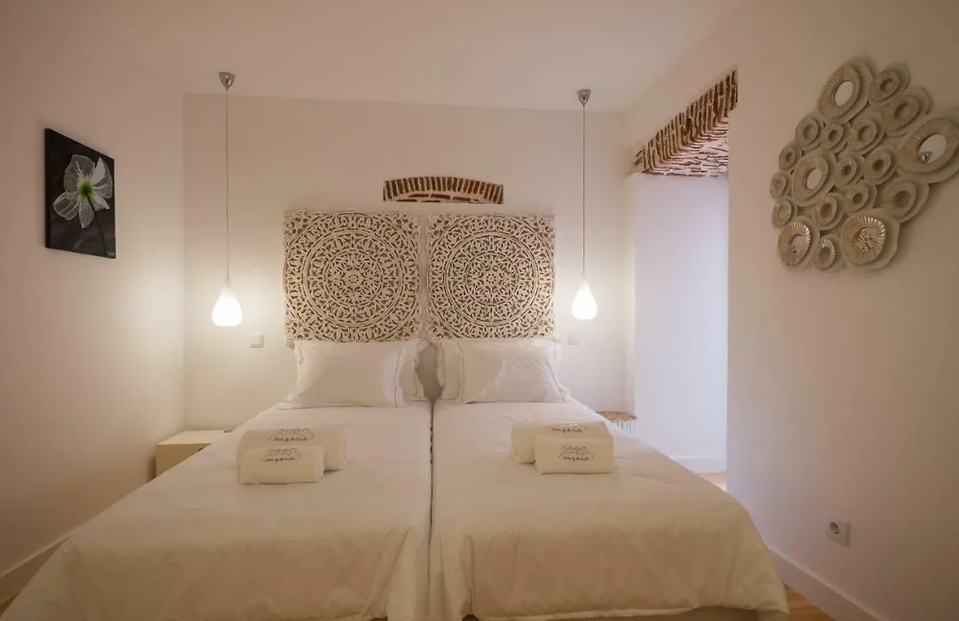 Sunshine House - Exclusive Apartment - Home By The Castle-1